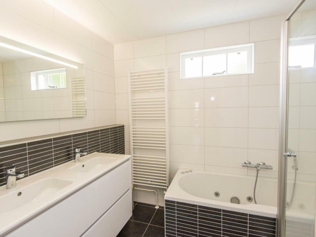 Landal Villapark Livingstone Burgh-Haamstede Exterior photo